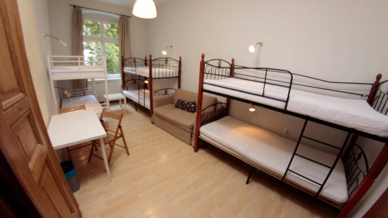 Pit Stop Hostel Poznań Eksteriør bilde