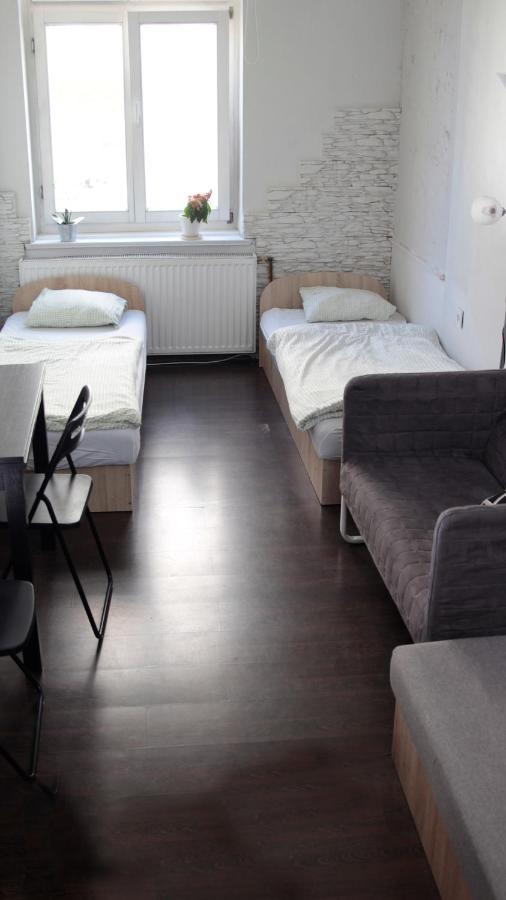 Pit Stop Hostel Poznań Eksteriør bilde