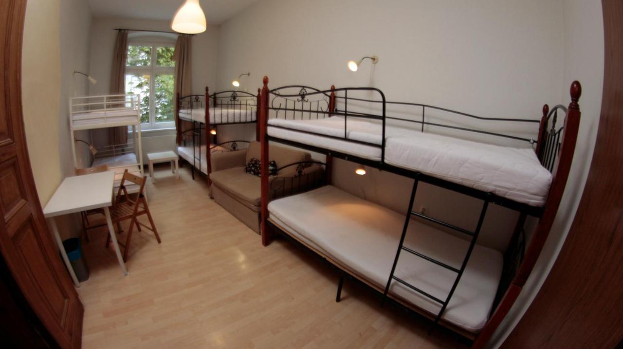 Pit Stop Hostel Poznań Eksteriør bilde