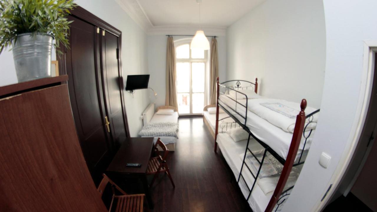 Pit Stop Hostel Poznań Eksteriør bilde